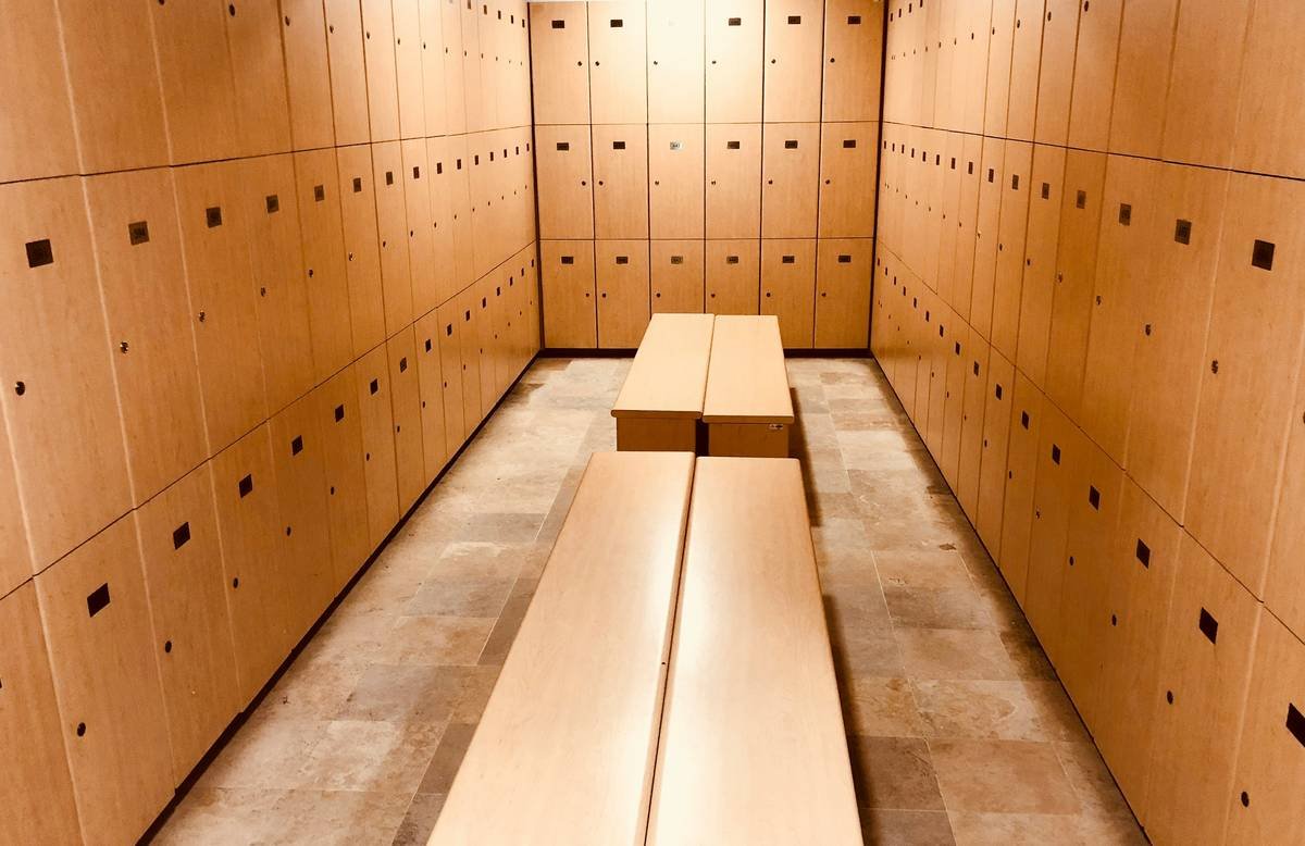 Benches for Changing Rooms: The Smart, Stylish & Space-Saving Solution You Didn’t Know You Needed