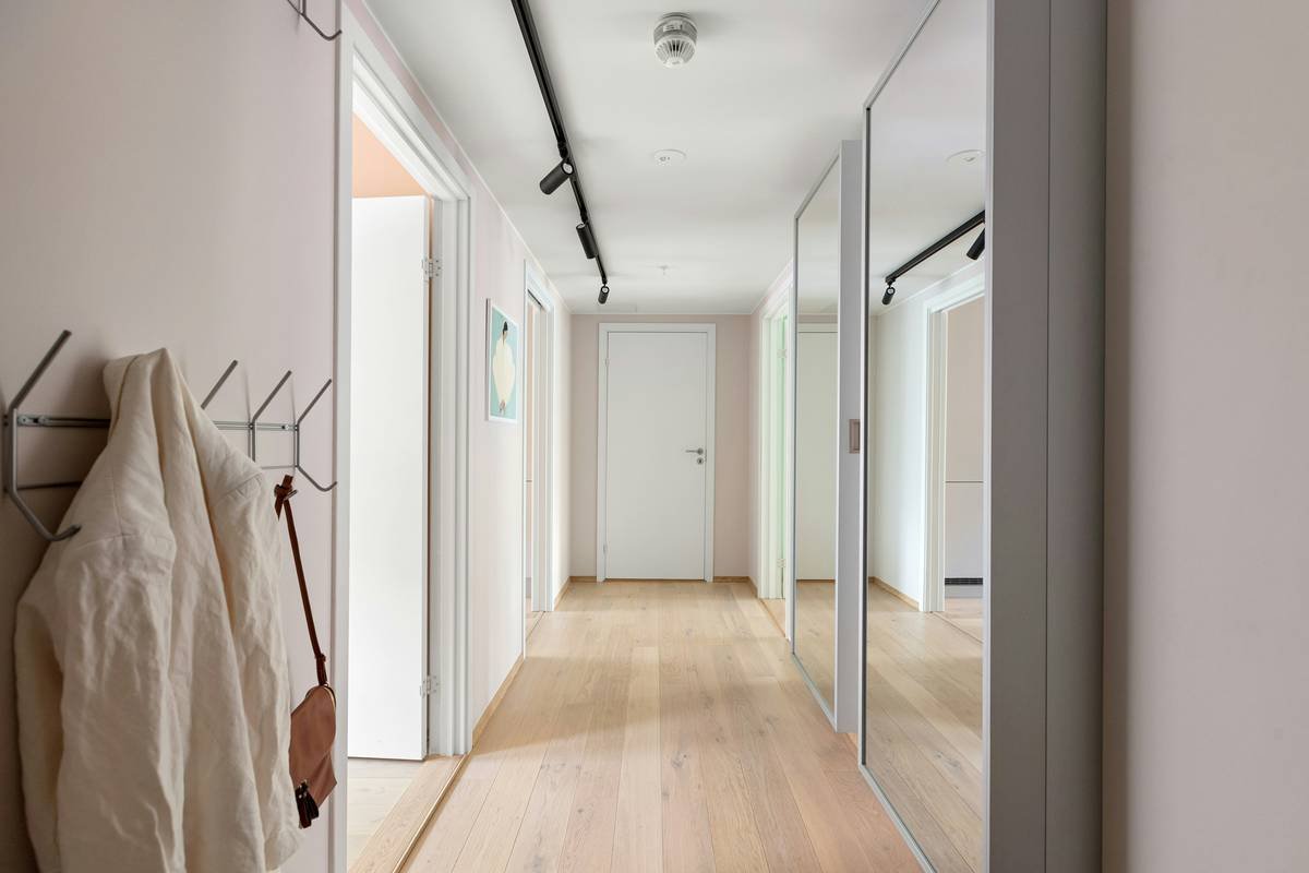 Sleek wall-mounted entryway benches for small spaces with hidden shoe storage